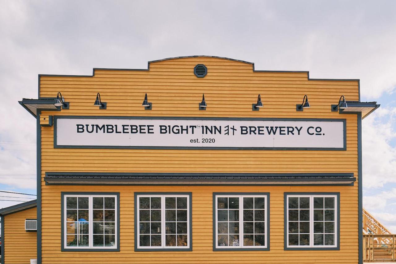 Bumblebee Bight Inn Pilley's Island 外观 照片