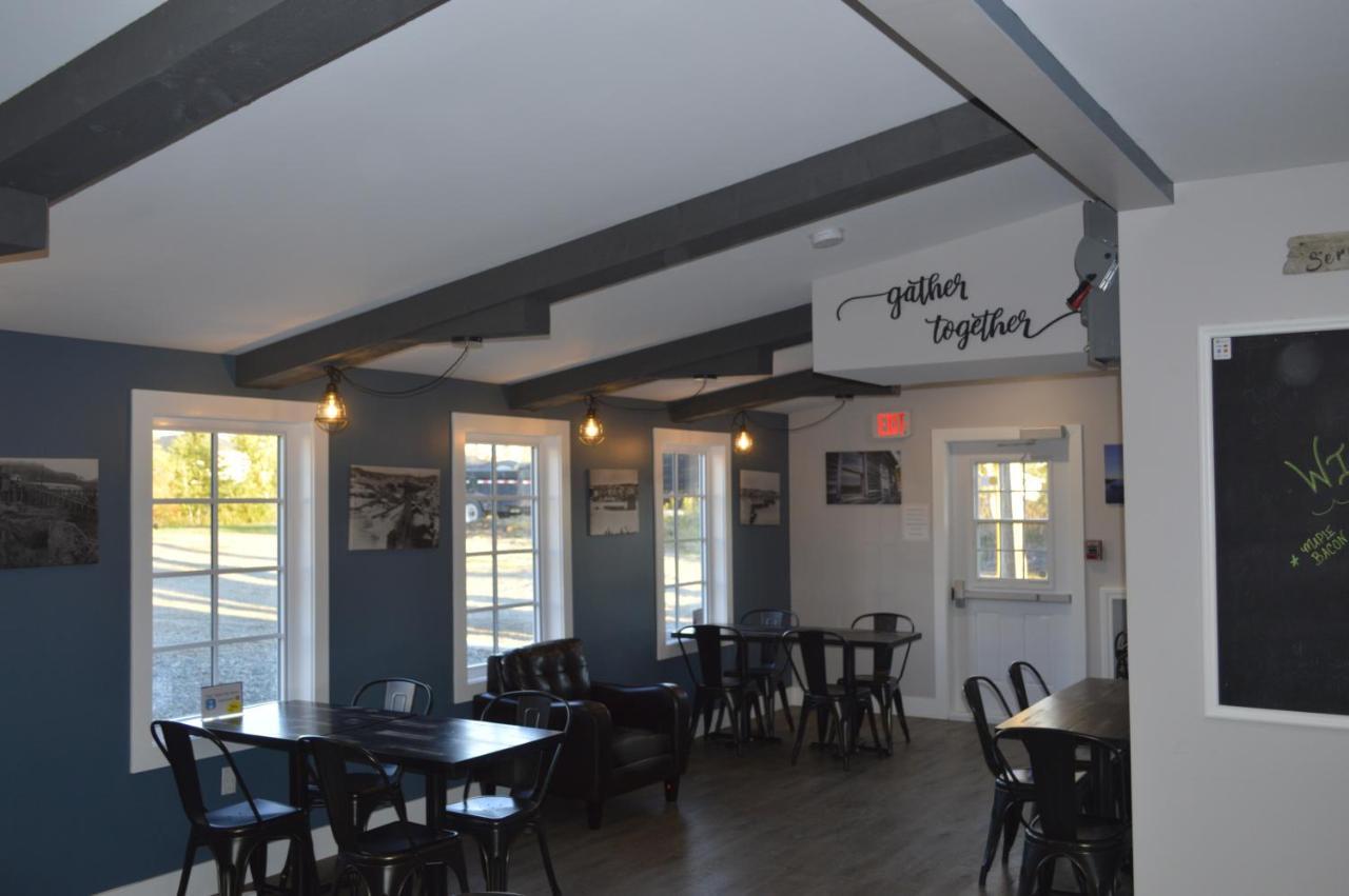 Bumblebee Bight Inn Pilley's Island 外观 照片